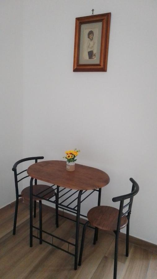 B&B Palazzo Sersale Napoli 외부 사진