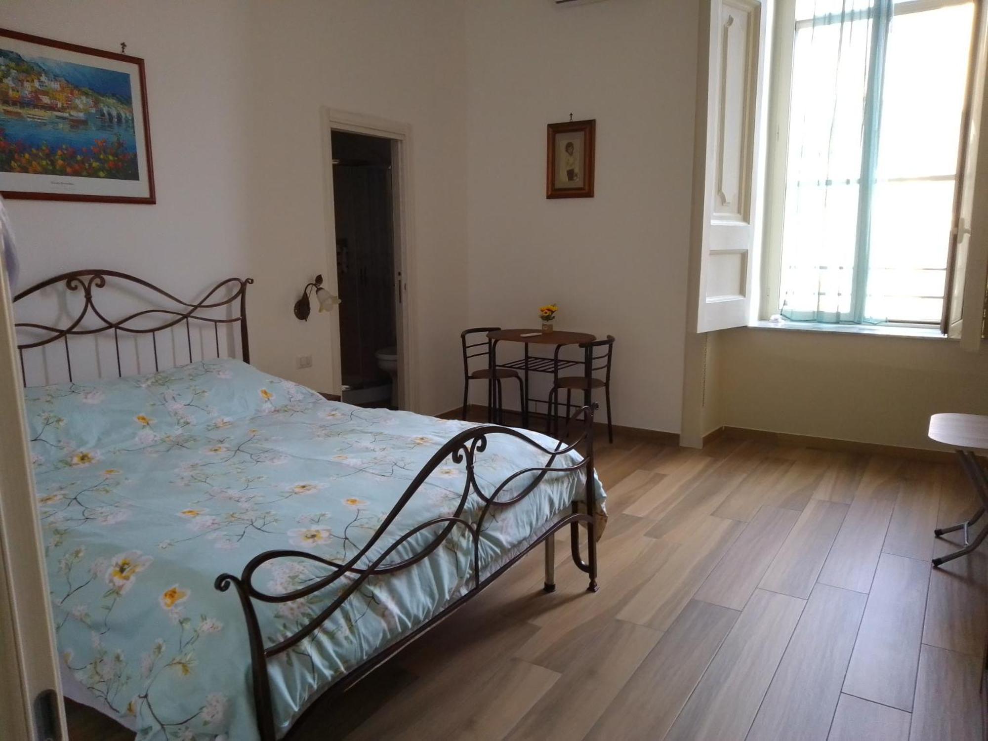 B&B Palazzo Sersale Napoli 외부 사진