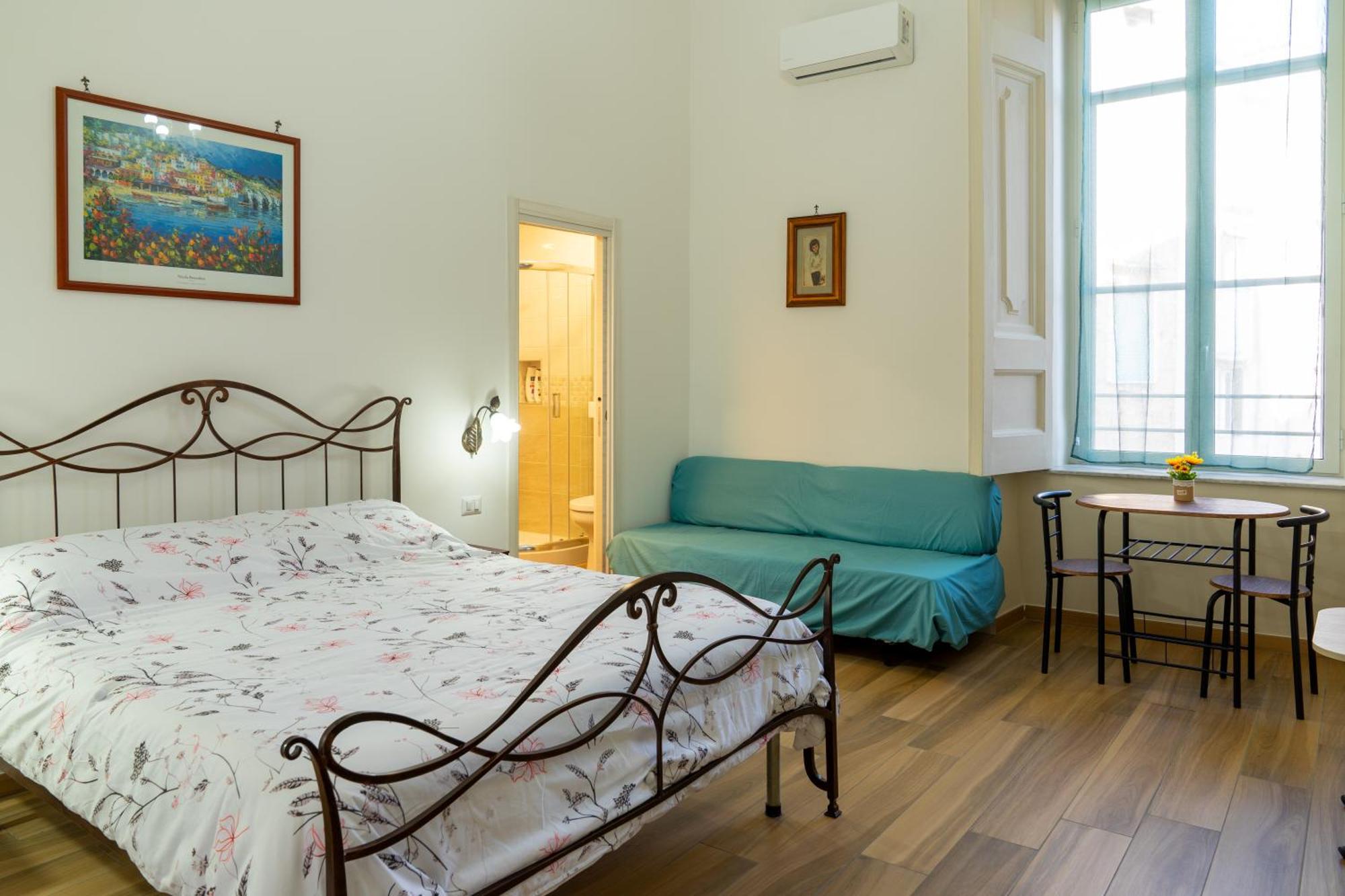 B&B Palazzo Sersale Napoli 외부 사진