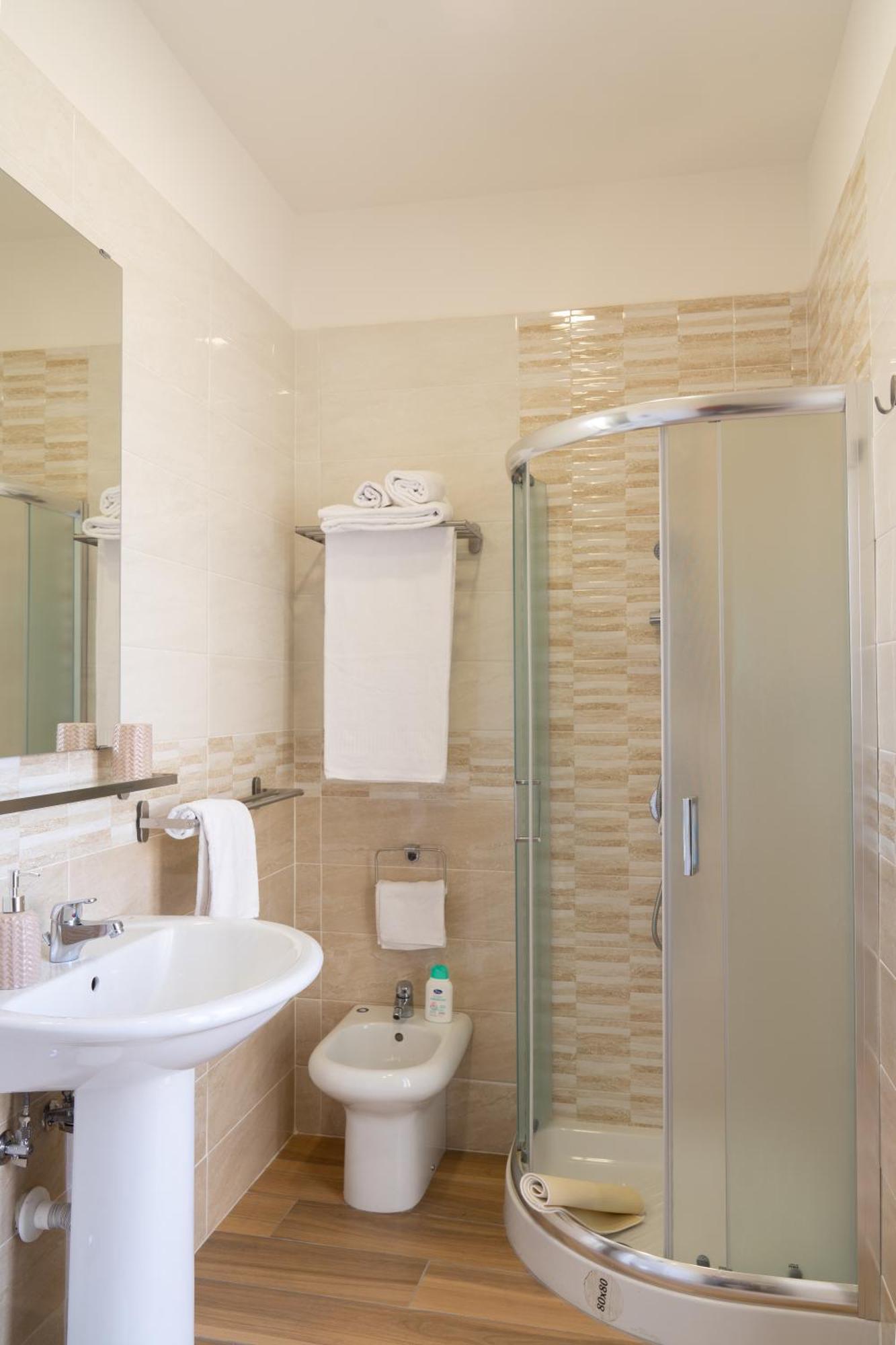 B&B Palazzo Sersale Napoli 외부 사진