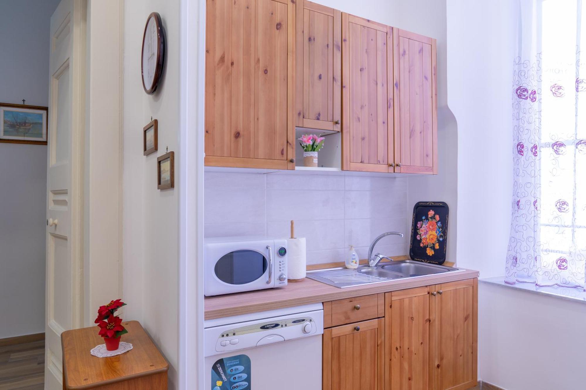 B&B Palazzo Sersale Napoli 외부 사진